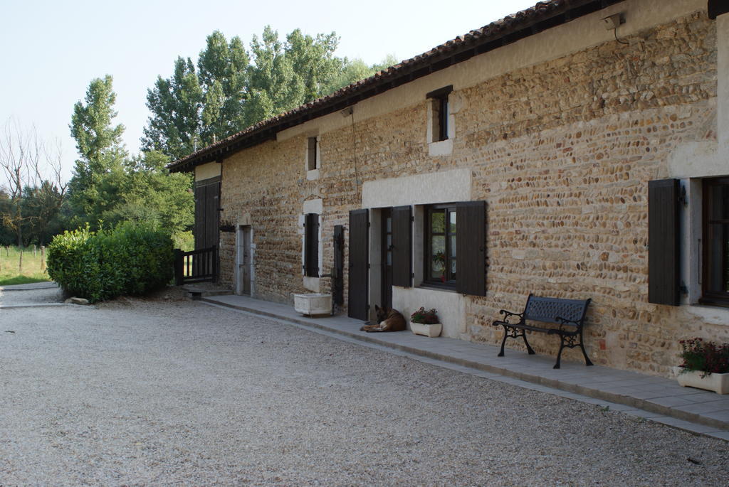 Le Moulin De Champagne Bed & Breakfast Viriat Exterior photo