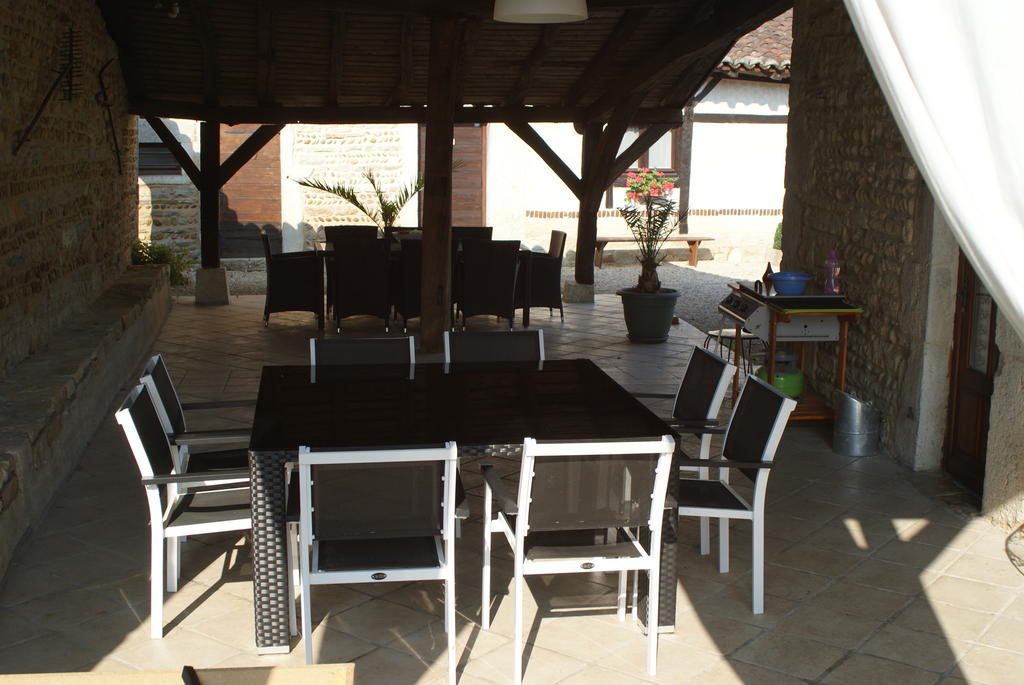 Le Moulin De Champagne Bed & Breakfast Viriat Exterior photo
